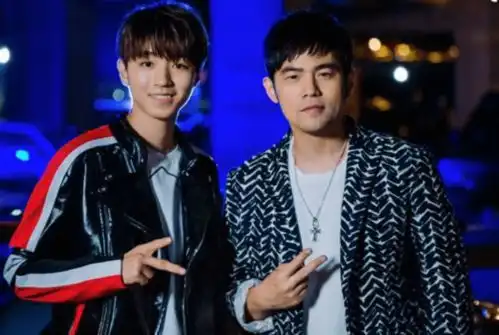 明星追星羡慕了刘诗诗被王力宏翻牌,王一博被王力宏赞不得了