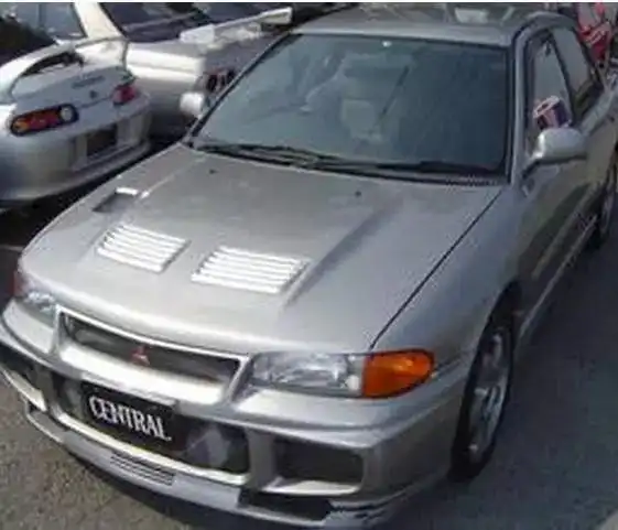 古惑仔陈浩南座驾秒杀山鸡霸气悍马不敌十三妹百万奔驰
