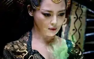 斗破苍穹美杜莎现真身,萧炎真可怜,要和这么一条黑蛇双修