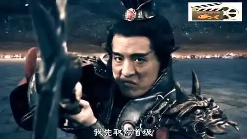 爱情公寓,服部半藏大战人中吕布,胡一菲版东方不败一旁剔牙观战
