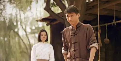 戏红人不红的李乃文,悬崖之上首映前恋情曝光,希望不是炒作
