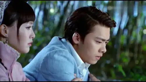 活色生香乐颜拿出玉佩,致远回忆起儿时
