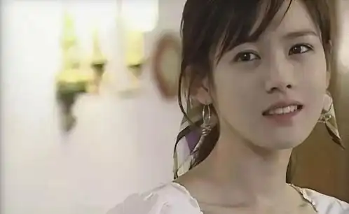 爱的迫降发布新剧照,玄彬孙艺珍拉起心动警报