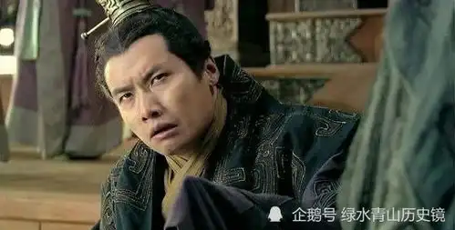 秦朝结束战国乱世,虽然秦始皇继续沿用法家治国思想,实行高压统治,六国贵族也蠢蠢欲动,但由于