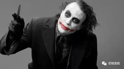 你看,那条狗好像一匹马