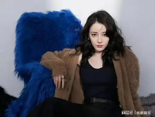 群英荟萃,迪丽热巴黄景瑜杨幂黄子韬精彩亮相一千零一夜晚会