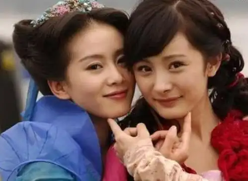 娱乐圈没有永远的友谊,仙剑三美破冰同框,为妮写诗却be了
