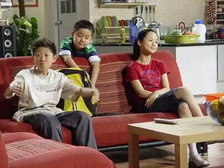 张一山女友白雪曾出演金陵十三钗