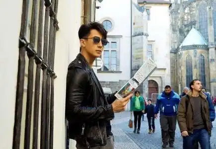 吴尊还没有出道就已经结婚,晒16岁的甜蜜合照,林丽吟颜值太高
