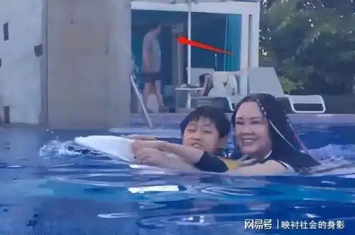 网传潘长江带全家移民美国,女儿潘阳晒出照片表示很惬意
