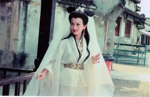 从赵雅芝到鞠婧祎,这10位超美白娘子你pick谁