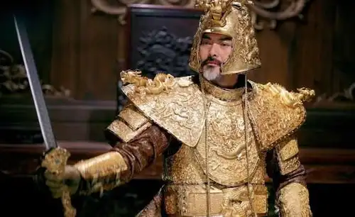 真不是烂片满城尽带黄金甲,写尽欲望与人性的扭曲
