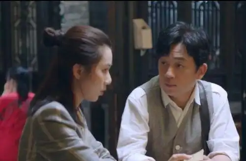 逆流而上的你杨光有何致命吸引力这其实是个灰王子的故事
