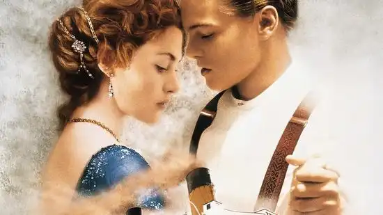 泰坦尼克号剧照喷血