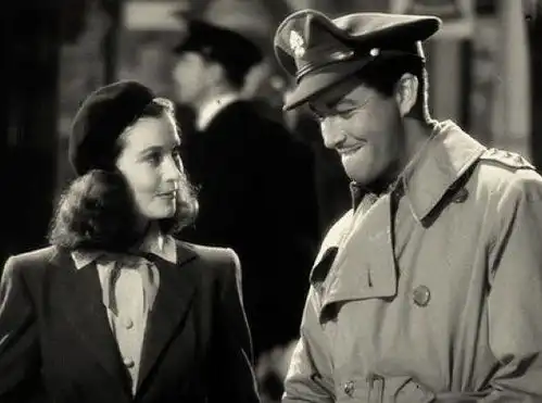 魂断蓝桥伊人已去,滑铁卢见证过往的缠绵,爱情和面包哪个更重要