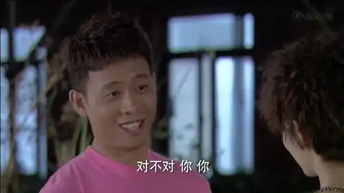 辣妈正传听说儿子的女朋友要来,这妈妈赶紧把家里打扫打扫