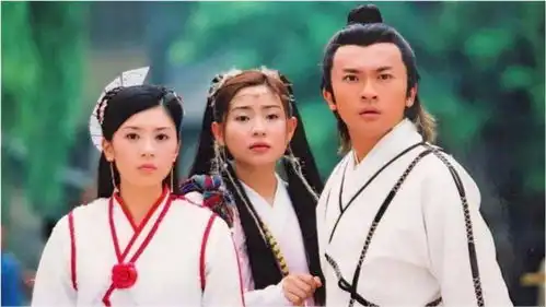 张无忌和周芷若青梅竹马,为什么最后却选了赵敏原因其实很简单
