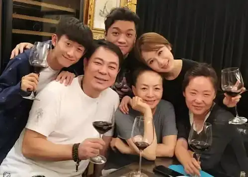 物是人非

