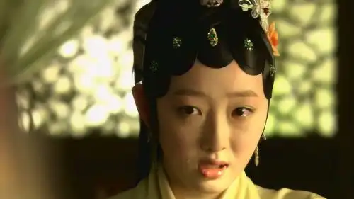 新红楼梦薛宝钗跟母亲撒娇,黛玉见状立马眼泪横流,自己没娘好可怜
