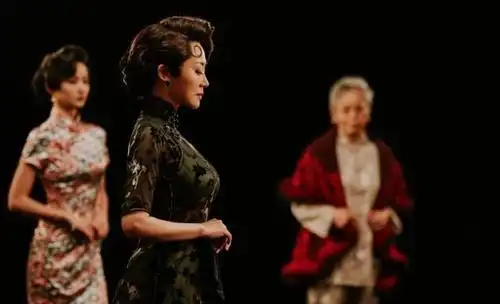 当我们讨论戏剧时,说的是戏剧制作人造的哪一场梦
