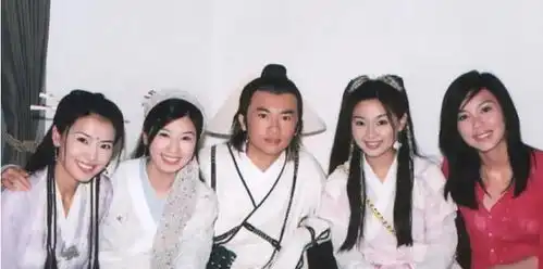 倚天屠龙记女星今昔,贾静雯二婚幸福,灭绝师太越老越面善