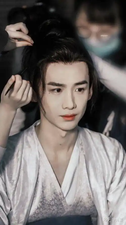 有没有哪些惊艳到你的男明星照片