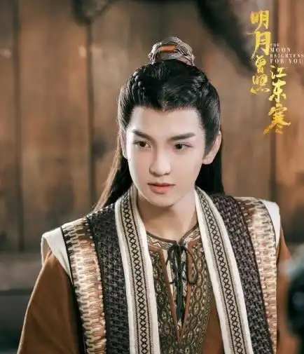 于朦胧新剧明月曾照江东寒,搭档邢菲,自恋腹黑气场全开