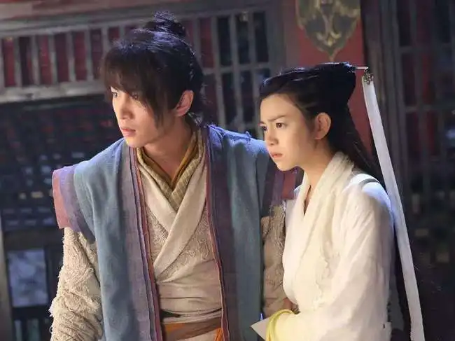 神雕侠侣翻拍,黄景瑜出演杨过,新姑姑多次被传绯闻
