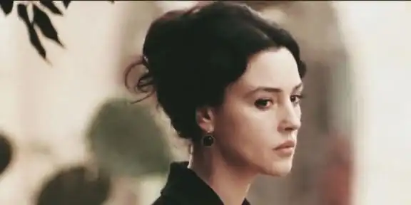 婆婆病重,你愿意去医院照顾她吗这两位儿媳实话实说了,很现实
