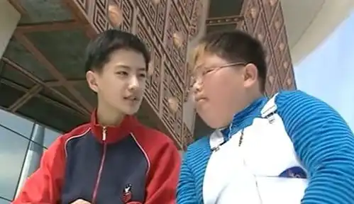 快乐星球第2部第1集艾克闯祸了
