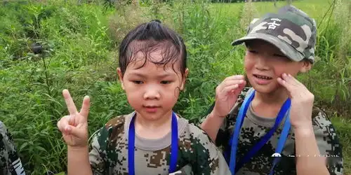 烈日挥汗水实践促成长归古少年强夏令营里坚强小小兵收获满满