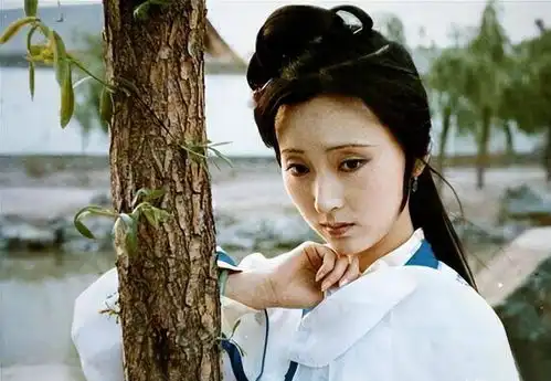 看了张淼怡演的新林黛玉,才懂87版红楼梦的陈晓旭多惊艳
