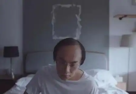 隐秘的角落张东升拍了拍你的秃头