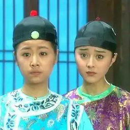 看了还珠三姐妹出道照片,终于知道为何琼瑶认定她就是丫鬟