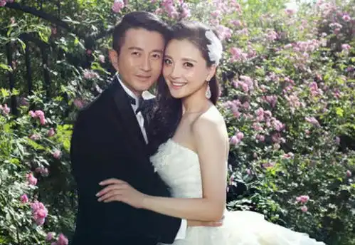 还记得当年的小唐僧吗如今身价过亿,妻子是甄嬛传里的她
