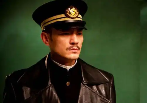 和平饭店窦仕骁是好是坏窦仕骁结局参与粉碎日本人的计划
