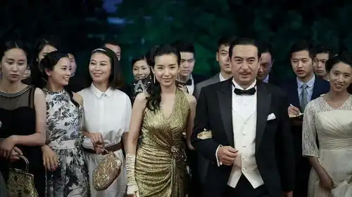 董洁新剧是在逗我玩不到10分钟我就弃剧了,怪不得积压9年