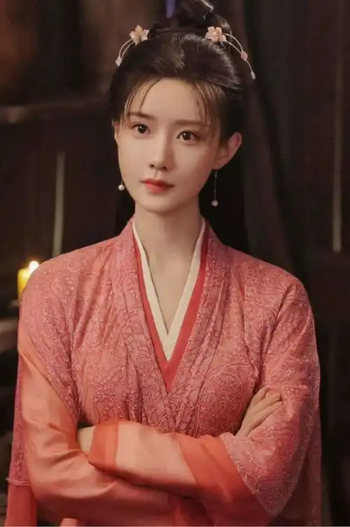 陈意涵在莲花楼中女扮男装惊艳全场,真是个全能的宝藏女孩