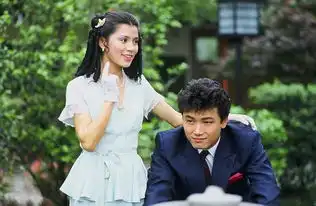 一组老照片展示翁美玲苗侨伟戏里戏外的甜蜜瞬间,图五像是情侣装