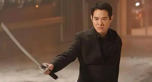 四大功夫之王现状一死一病,一人坐上轮椅,英雄迟暮但传奇依旧