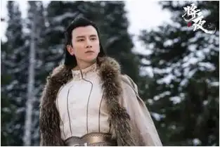 悲痛昔日皇子沦为乞丐含泪吃下血馒头
