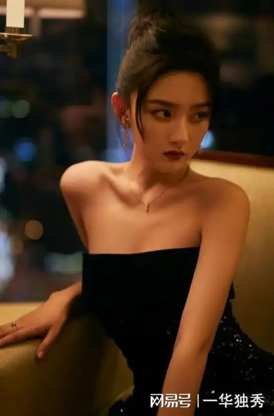 宋祖儿一抹倾城
