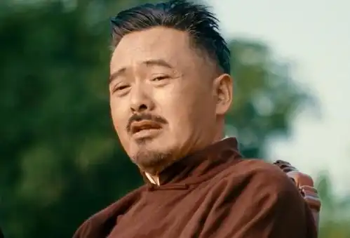 让子弹飞黄四郎人马充足,张麻子进攻碉堡时,他为何不反抗