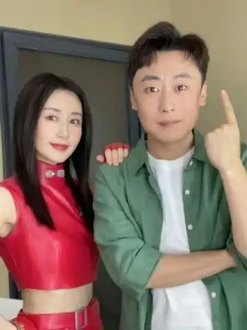 还记得被整容害了的舒畅吗今取出假体仿妆司藤,颜值不输景甜