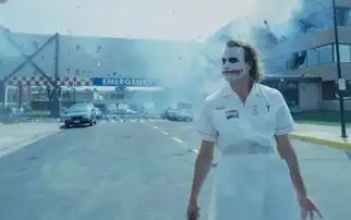 九月全世界电影人的掌声,都送给了这个怪胎