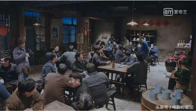 全程没有小鲜肉只凭老戏骨,果然就出了部这么能打的神剧