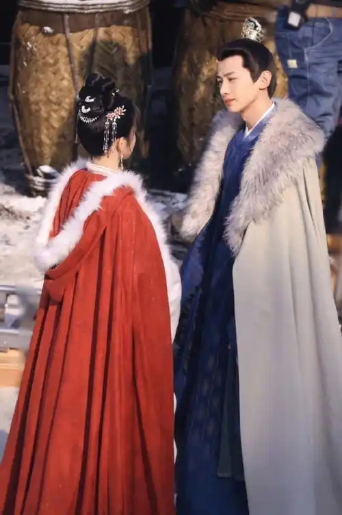 三月已杀青电视剧白敬亭田曦薇好有氛围,章若楠陈伟霆太甜了