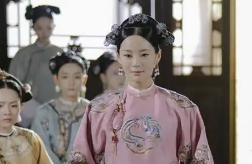 他是容嬷嬷的儿子,出道10年不愠不火,媳妇却一举成名
