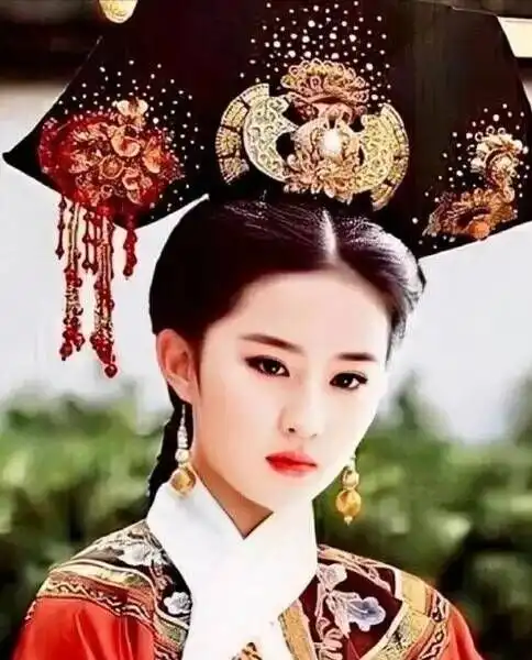 刘亦菲宫廷剧照流出,实力演绎集万千宠爱于一身