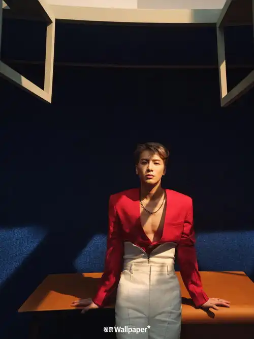 王嘉尔盗梦空间大片一场视觉奇幻之旅
